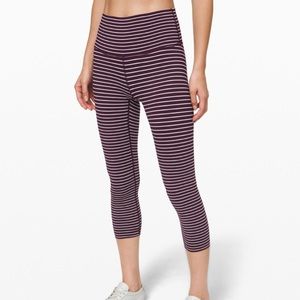 Wunder Under Crop Lululemon Leggings
